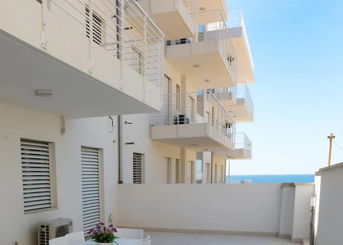 Spuma Di Mare Lägenhetshotell